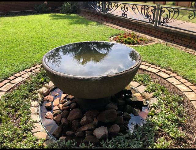 6 BEDROOM HOUSE FOR SALE IN AMANDASIG